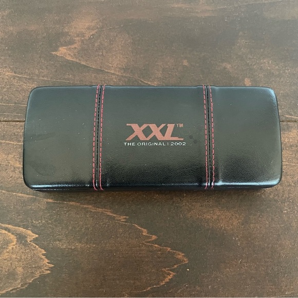 XXL eyewear glasses case black leather with red stitching - Picture 1 of 3